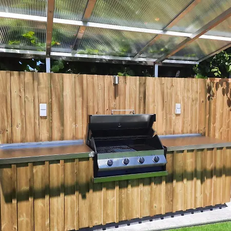 בית נופש Mooi - וורן